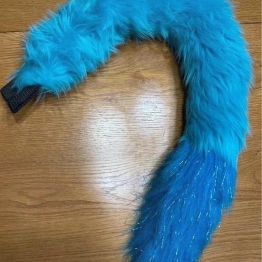 Pawstar synthetic fur tail for